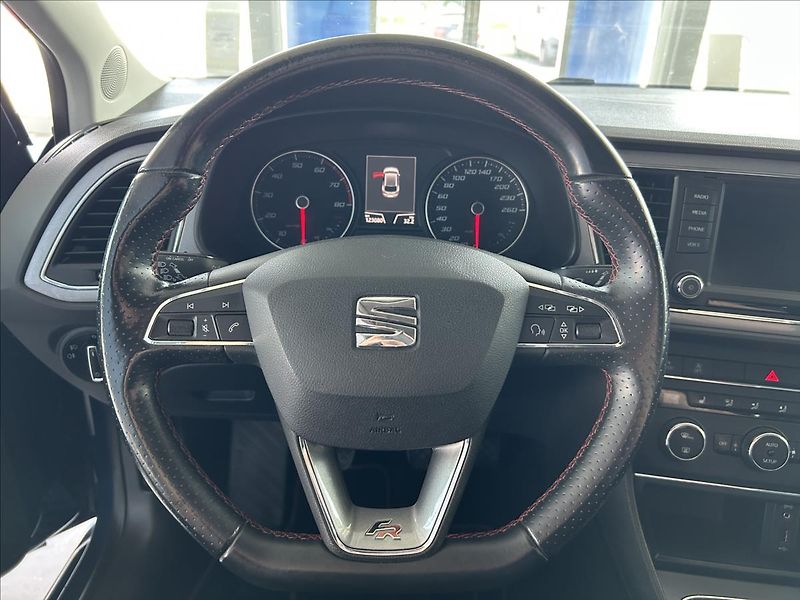 Seat Leon 1,8   FR,TSI 132kW,PANORAMA - fotka 10 z 24