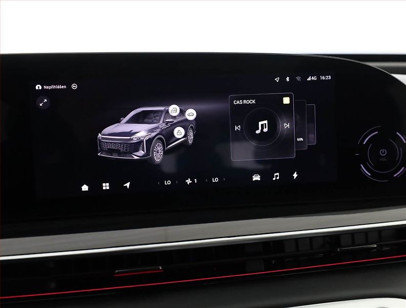 Omoda 9 (2026) SHS 1.5 PHEV - fotka 13 z 26