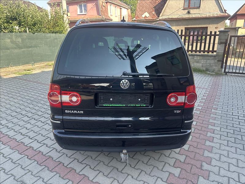 Volkswagen Sharan 1,9 TDI NOVÉ ROZVODY 7.MÍST - fotka 4 z 28