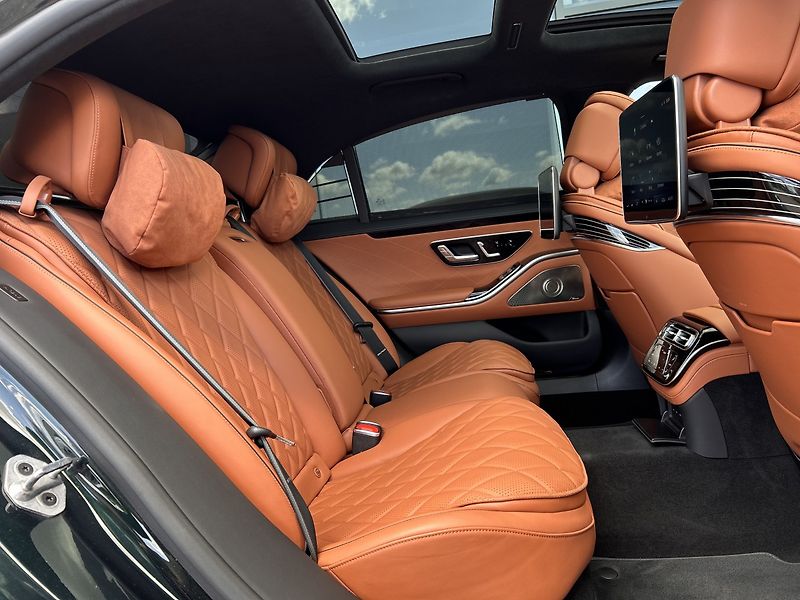 Mercedes-Benz Třídy S S 580 4MATIC LONG - fotka 29 z 40