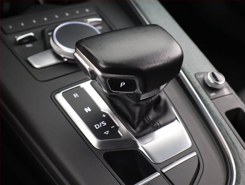 Audi A4 (2016) 2.0 TDI, 4X4, Automat, Navi - fotka 13 z 24