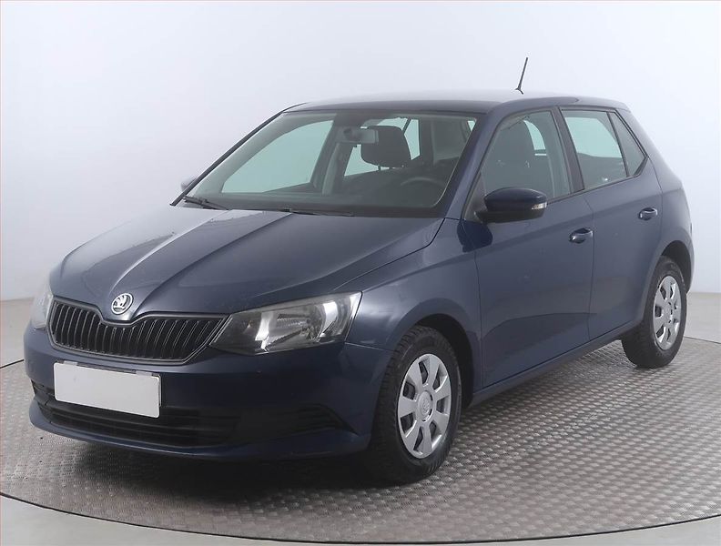 Škoda Fabia (2015) 1.0, Park. senzory - fotka 2 z 14