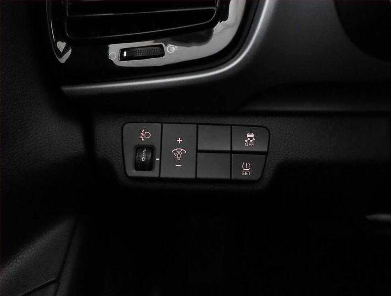 Kia Stonic (2020) 1.0 T-GDI, Automat, ČR,1.maj - fotka 14 z 17