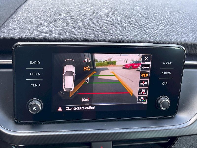 Škoda Scala (2024) 1.5 TSI 110 kW DSG Monte Carlo - fotka 15 z 33