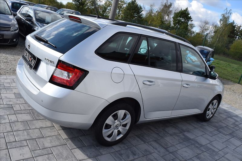 Škoda Fabia 1,0 MPI 55KW PO SERVISE VÝHŘEV - fotka 6 z 43