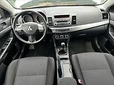 Mitsubishi Lancer 1,6 33 tis KM !! TOP STAV !! - náhled 14