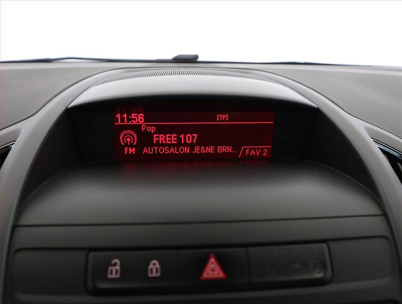 Opel Zafira (2014) 2.0 CDTI, 7 míst, Serv.kniha - fotka 13 z 19