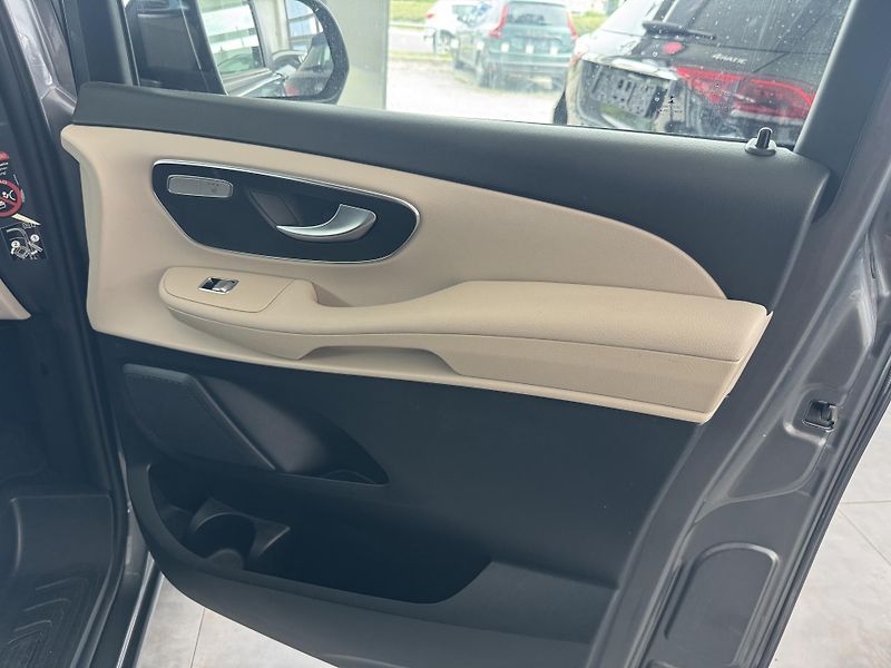 Mercedes-Benz Třídy V (2022) MARCO POLO 220d Aut. - fotka 29 z 38