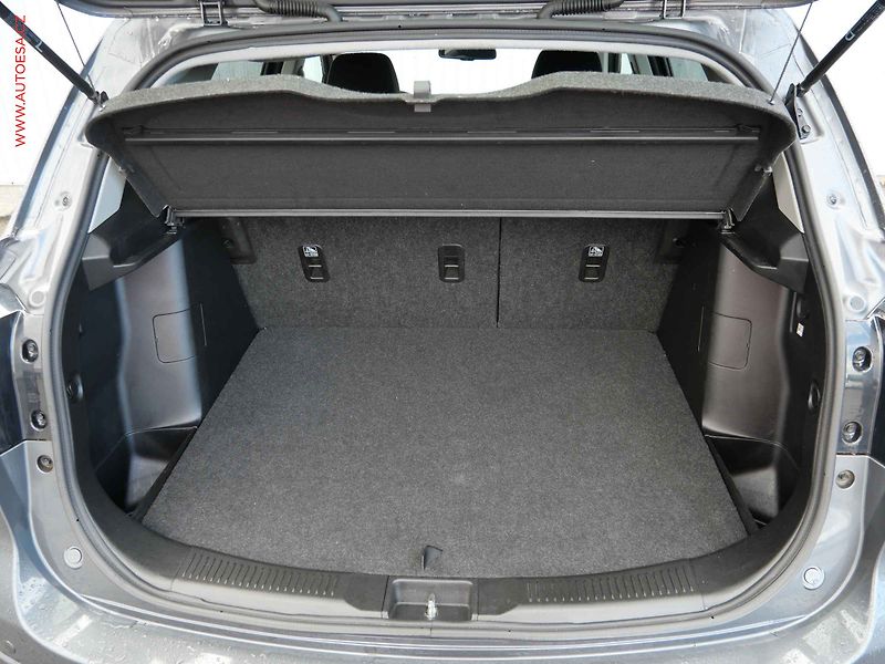 Suzuki S-Cross (2016) 1.4BJet AllGrip, 1.maj,ČR - fotka 7 z 26