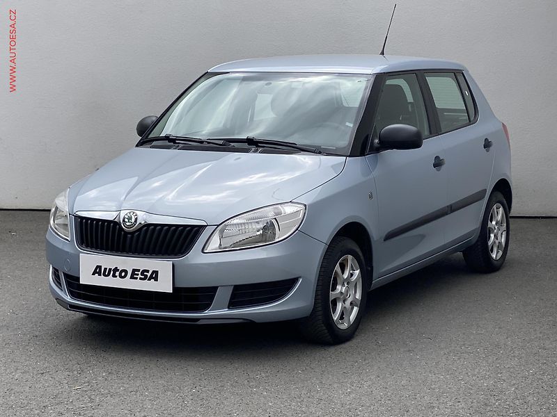 Škoda Fabia (2010) 1.2 TSi, Cool Edition, AC - fotka 3 z 13