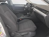 Volkswagen Passat (2020) 2.0 TDI, Automat, Navi - náhled 9