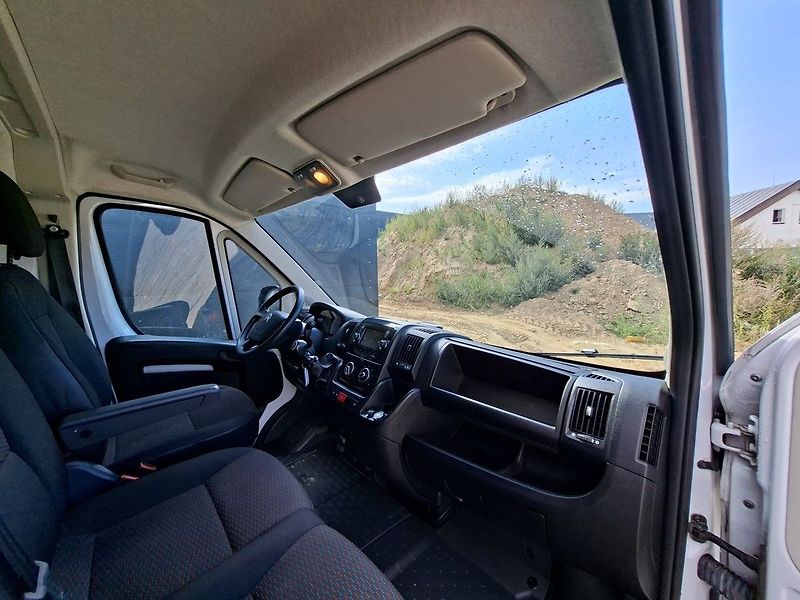 Citroën Jumper FG 4350 L4H3 2,2 BHDI 165k M6 - fotka 2 z 19