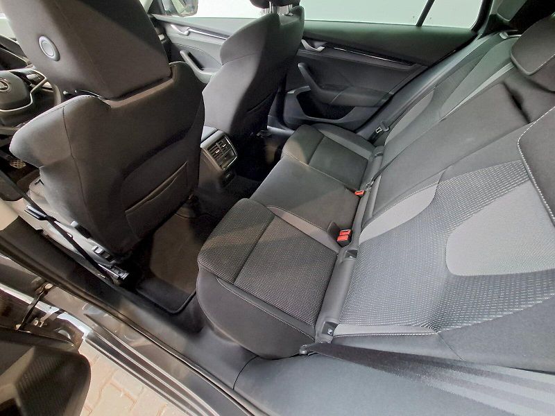 Škoda Octavia (2024) COMBI SELECTION 2.0TDI 85KW 6M - fotka 34 z 39
