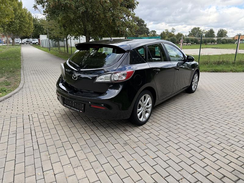 Mazda 3 1.6 90th Anniversary - fotka 9 z 26