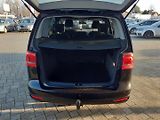 Volkswagen Touran (2011) 2.0 TDi CROSS - náhled 23