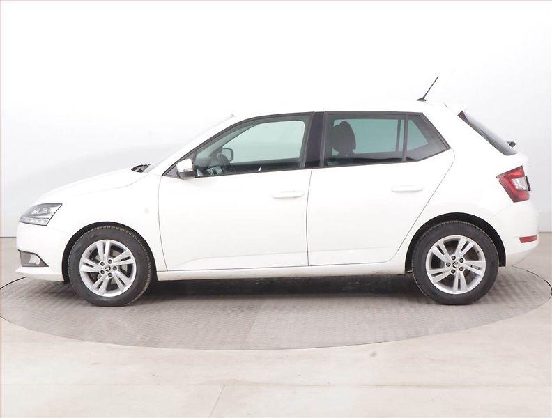 Škoda Fabia (2021) Style 1.0 TSI, ČR,1.maj - fotka 3 z 15