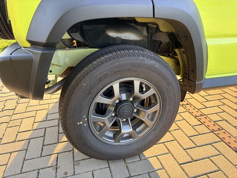 Suzuki Jimny 1,5 VVT AllGrip Long - fotka 5 z 33