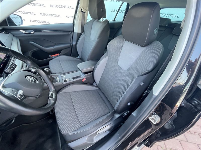 Škoda Octavia 1,0 TSi,,81kW,STYLE,STK 6/28 - fotka 13 z 26