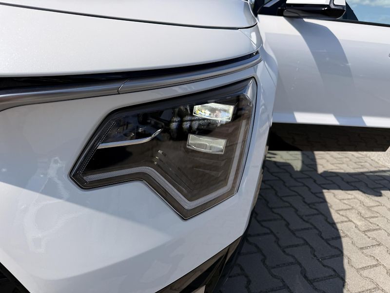 Kia Niro (2023) 1.6 GDI,HEV,REZERVOVÁNO - fotka 18 z 43