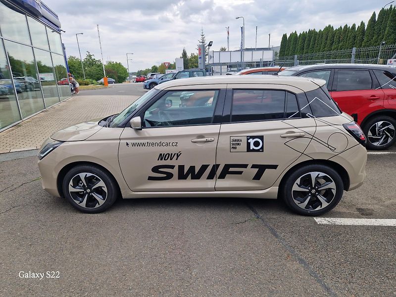 Suzuki Swift (2025) 1,2 ELEGANCE HYBRID MY25 - fotka 3 z 6