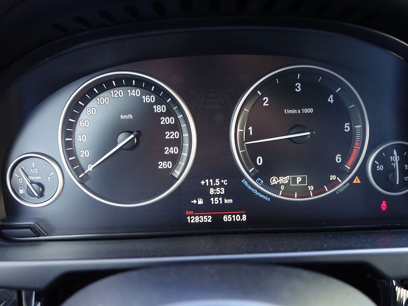 BMW X5 (2014) 4.0D*XD*M-PAKET*WEBASTO*1M*CZ! - fotka 36 z 50