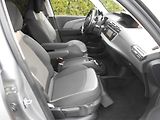 Citroën SpaceTourer 1.6HDi,NAVI, Tažné, Automat!! - náhled 17