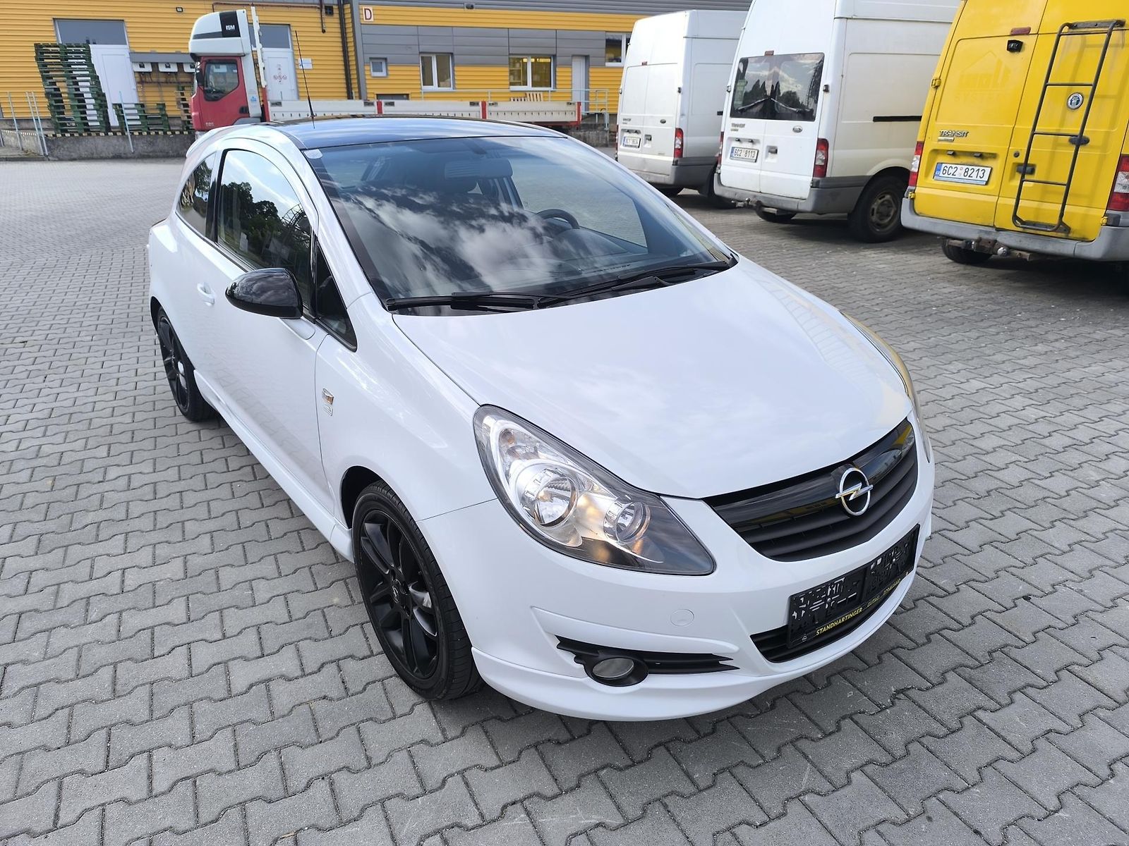 Opel Corsa 1.3 DOLOŽENÉ KM,SERVISNÍ KN