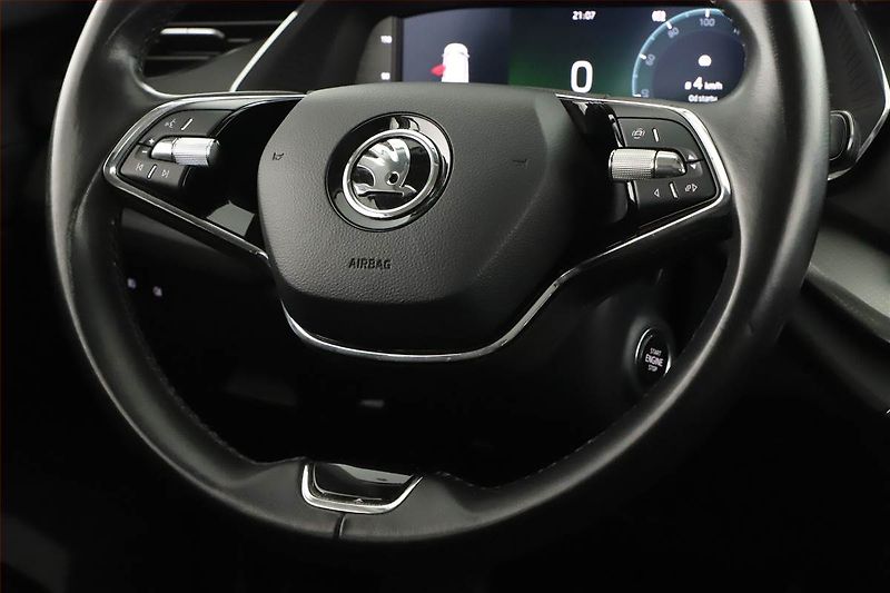 Škoda Octavia (2023) Ambition 2.0 TDI, ČR,1.maj - fotka 8 z 19