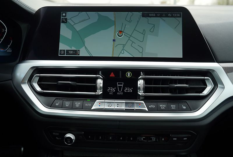 BMW Řada 4 430i M sport/AT/HUD/260PS - fotka 42 z 50