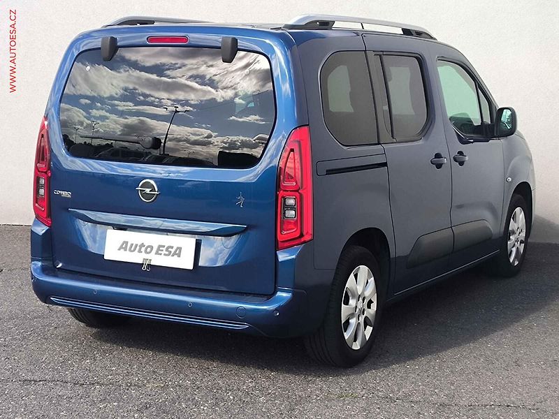 Opel Combo (2019) 1.2T, 2.maj,ČR, AC, tempo - fotka 4 z 21