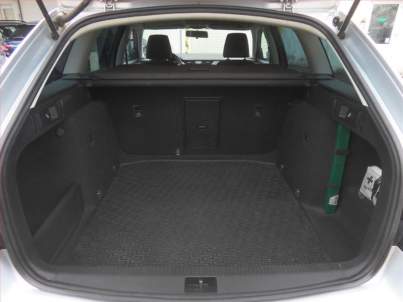 Kia Soul (2011) 1.6 CVVT, Park. senzory - fotka 13 z 15