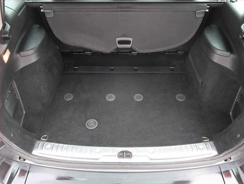 Peugeot 308 (2010) 1.6 HDi, Serv.kniha, nová STK - fotka 13 z 17