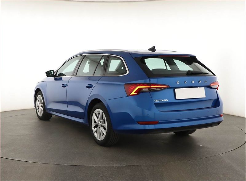 Škoda Octavia (2022) 2.0 TDI, ČR,1.maj, Serv.kniha - fotka 4 z 20