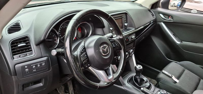 Mazda CX-5 2.0 benzin 121 kw - fotka 32 z 39