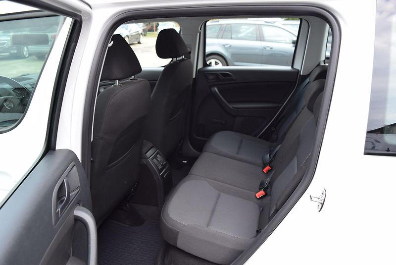 Škoda Yeti (2017) 1.2TSI 81kw ACTIVE OPS KLIMA  - fotka 14 z 41