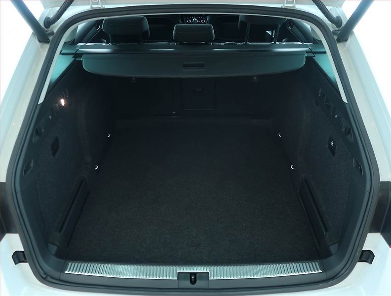 Škoda Superb (2017) Style 2.0 TDI, Automat - fotka 14 z 22