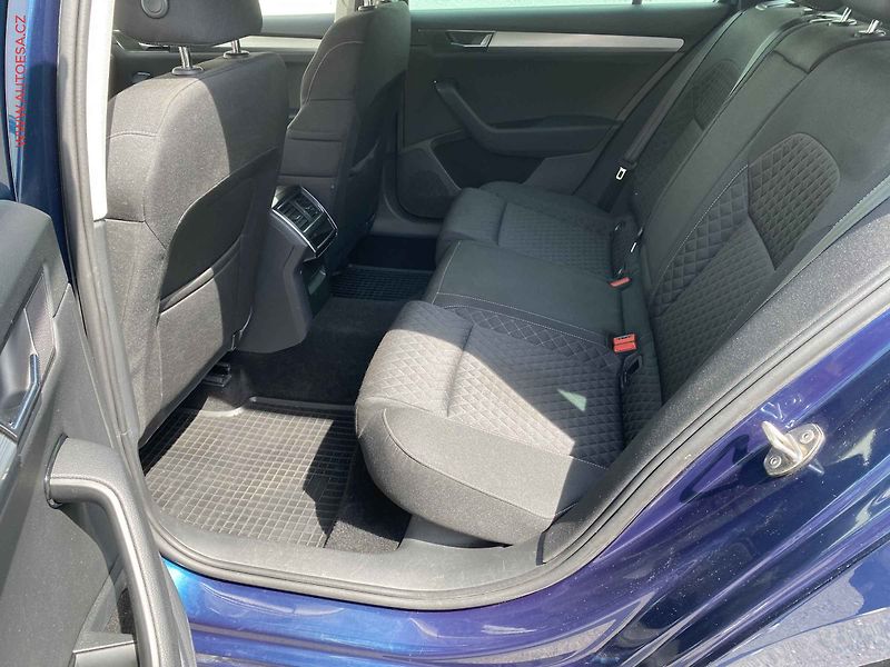 Škoda Superb (2022) 2.0 TDi, 2.maj,ČR, Ambition - fotka 10 z 19