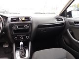 Volkswagen Jetta 1.4TSi,DSG,90kW,SERVI.KNÍŽKA!! - náhled 10
