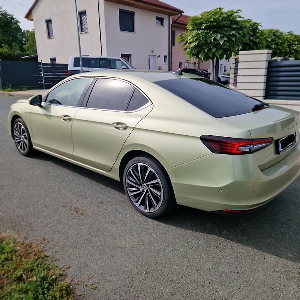 Škoda Superb (2024) L&K, Nez. top. Kanton, 4x4, - fotka 2 z 16