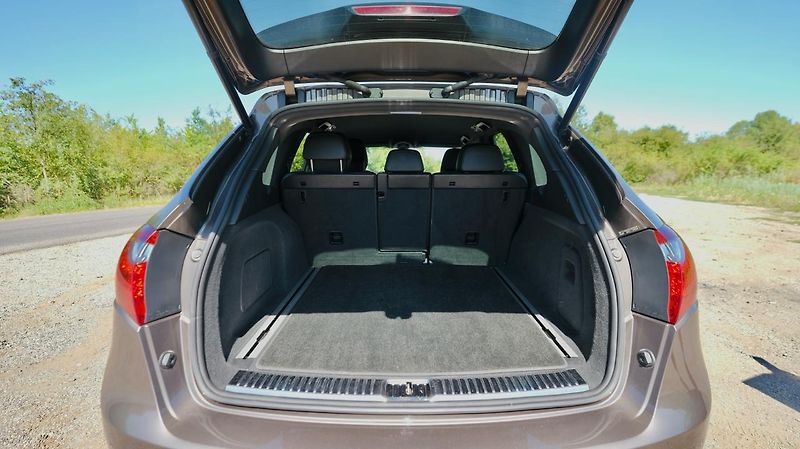 Porsche Cayenne (2011) - fotka 7 z 25