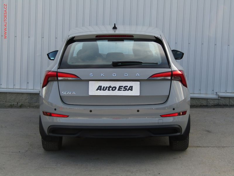 Škoda Scala (2020) 1.0 TSi, ČR, Ambition - fotka 5 z 18