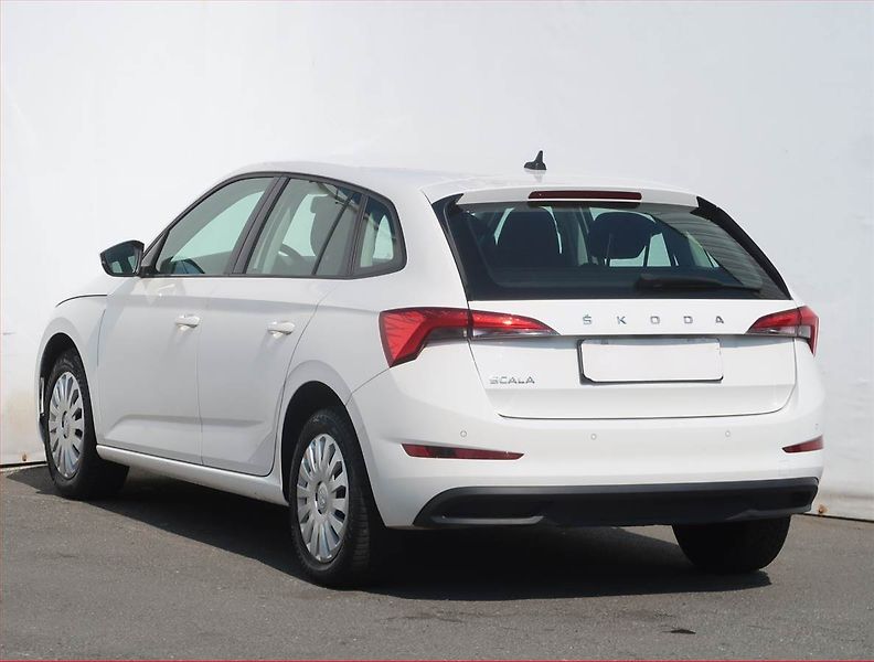 Škoda Scala (2020) Ambition 1.0 TSI, ČR,1.maj - fotka 4 z 18