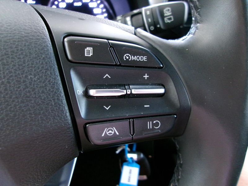 Hyundai i30 (2023) 1.0T-GDi 88kW SMART NAVI - fotka 15 z 20