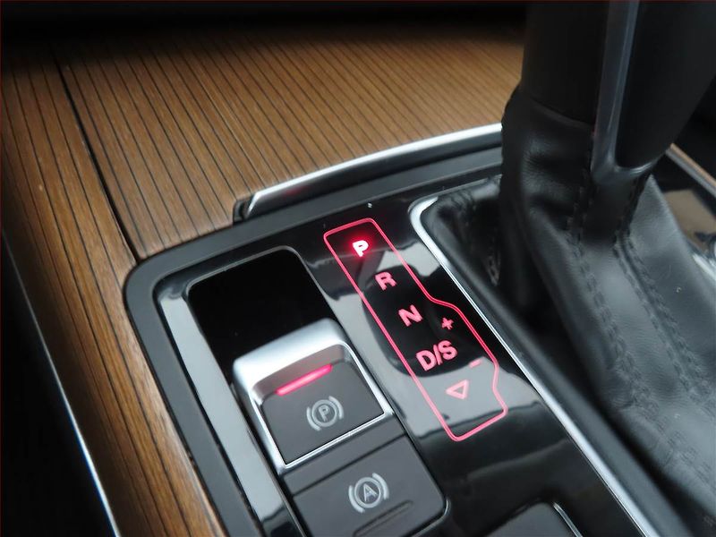 Audi A6 Allroad (2017) 3.0 BiTDI - fotka 13 z 17