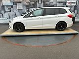 BMW Řada 2 (2017) 220i GT, 141KW, 7 MÍST - náhled 3