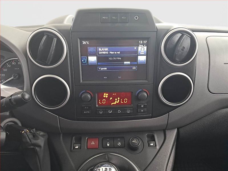 Peugeot Partner (2017) Outdoor 1.6 BlueHDi, 5Míst, ČR - fotka 12 z 14