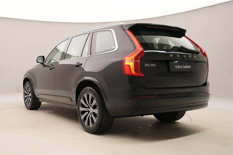 Volvo XC90 B5 AWD CORE AUT CZ 7M - fotka 12 z 63