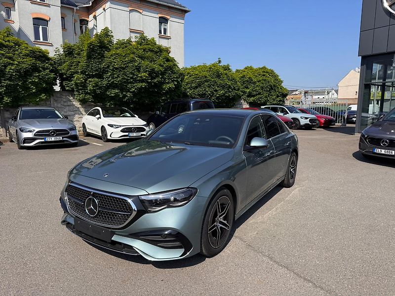 Mercedes-Benz Třídy E (2026) E 450 d 4MATIC - fotka 3 z 24