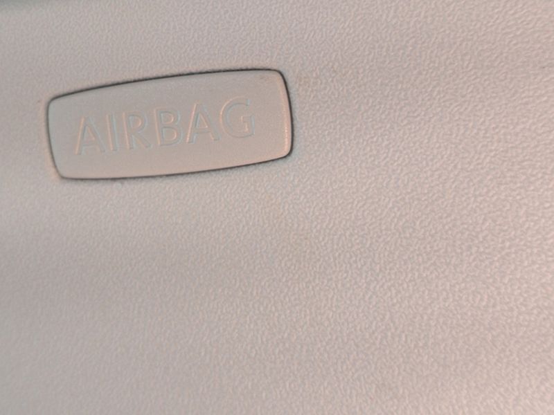 Volkswagen Golf (2009) 1.4i 59KW – PO ROZVODECH - fotka 33 z 44