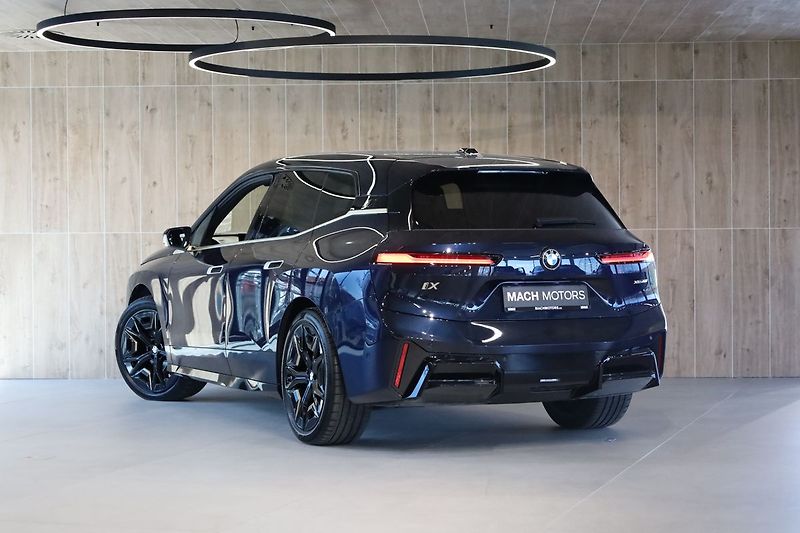 BMW Ostatní xDrive60, Masáž, Ventilace - fotka 5 z 41
